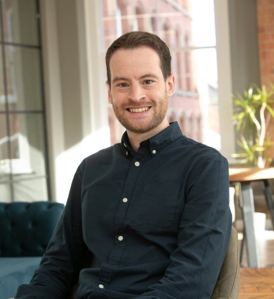Headshot of Ian Hallam, public accounting recruiter at Distinct